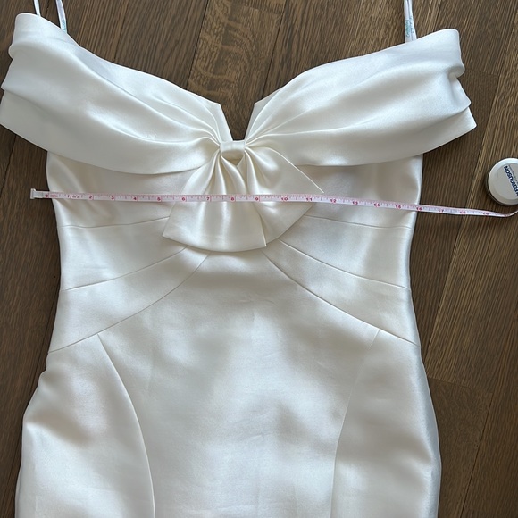 Enchanting gown. Brand new with tags size 10. Reposhing - Picture 6 of 7